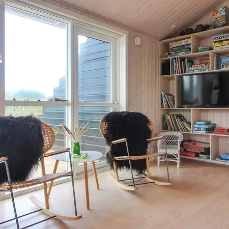 Marthine - 200m From The Sea By Interhome Feriehus Løkken