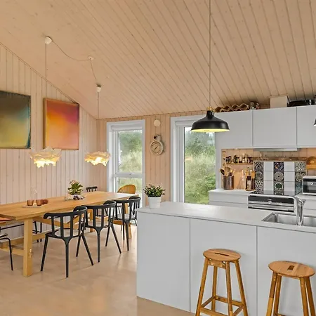 Marthine - 200m From The Sea By Interhome *