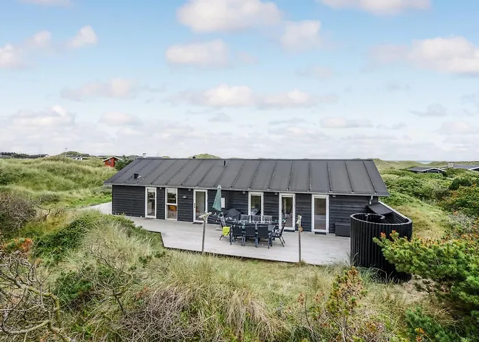 Marthine - 200m From The Sea By Interhome