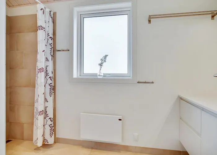 Marthine - 200m From The Sea By Interhome *